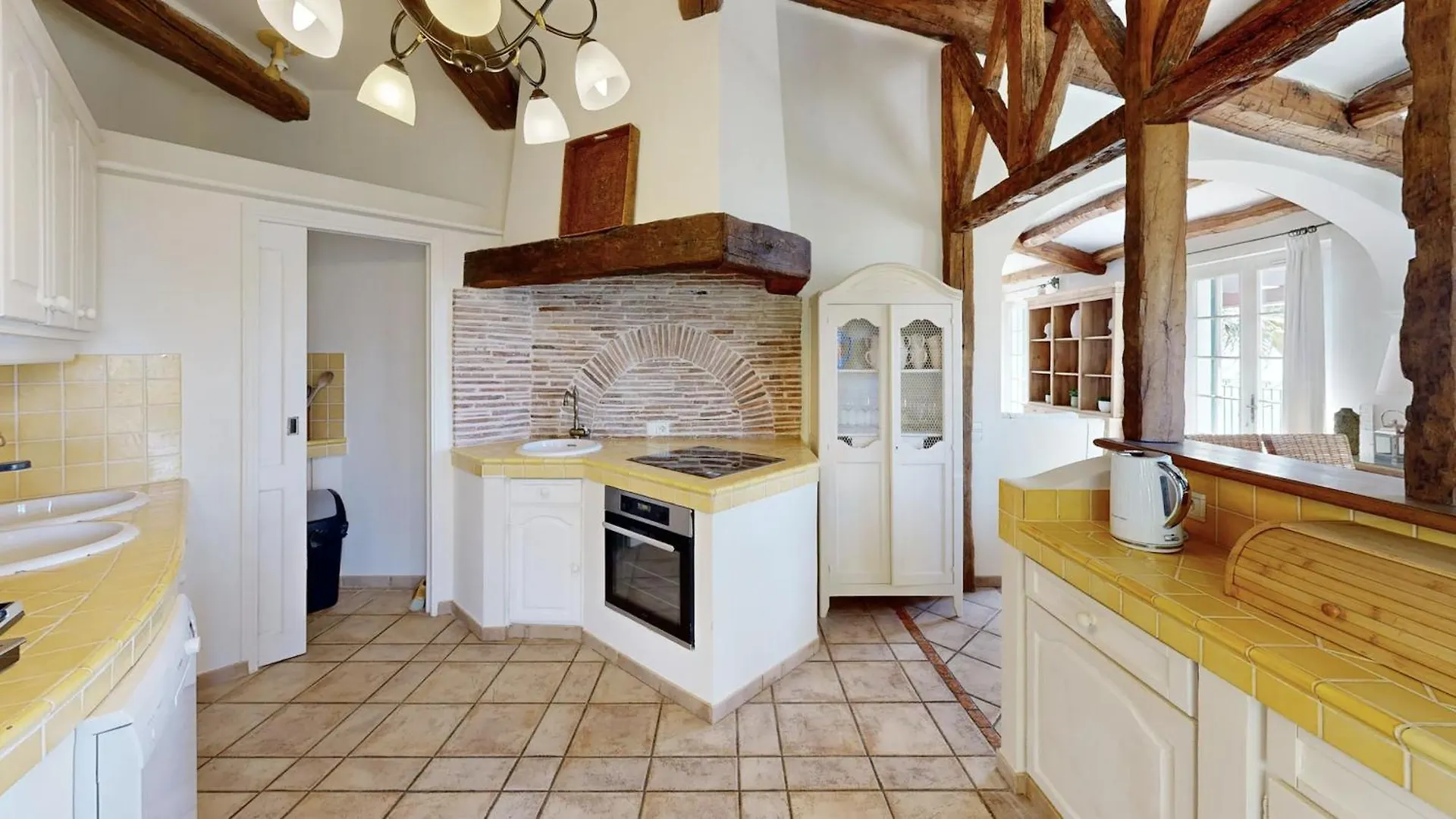 Villa Eden - Provencal Charm, Stunning Views, 10 Mins From Monaco Eze