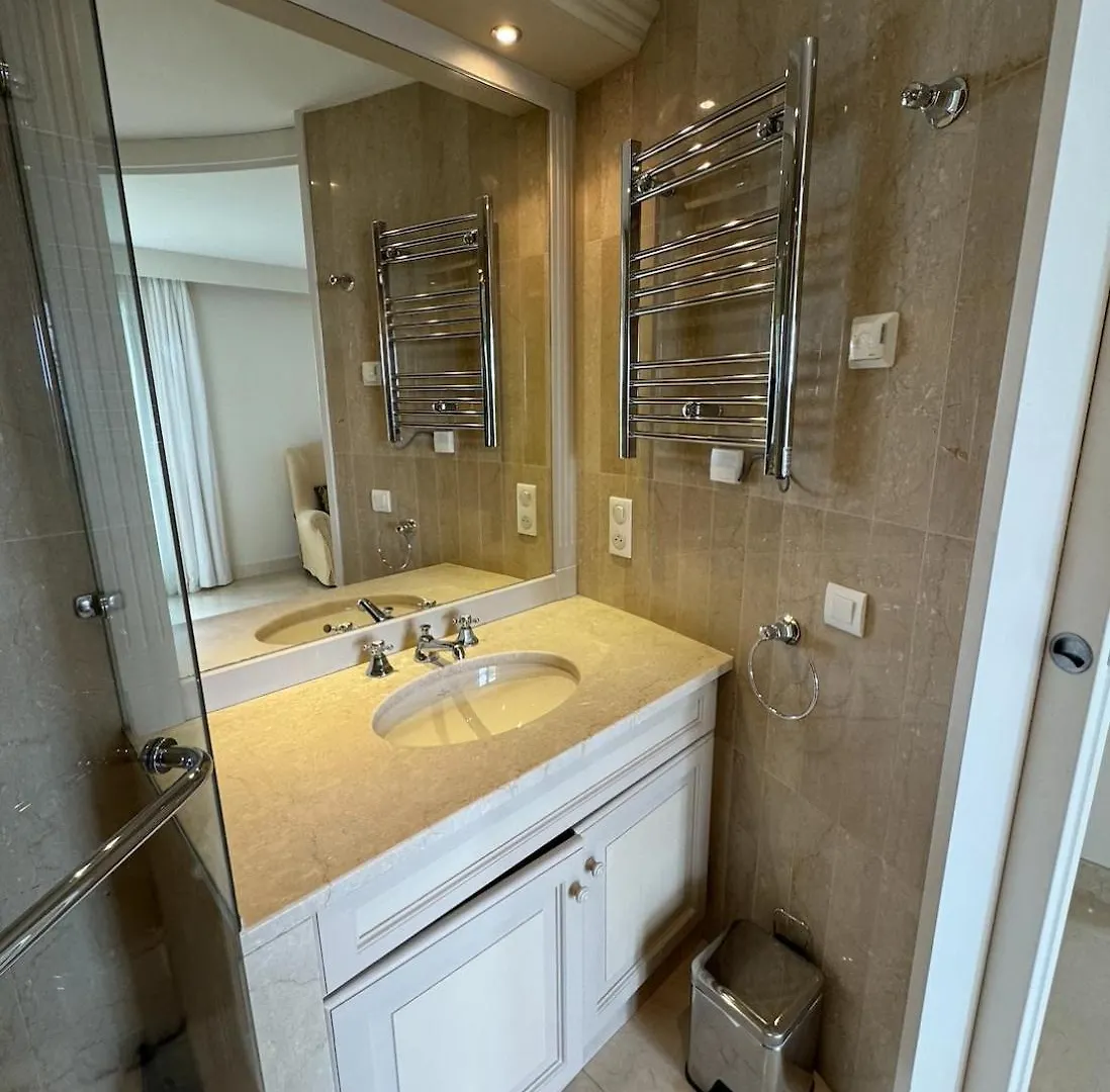 Villa Eden - Provencal Charm, Stunning Views, 10 Mins From Monaco Eze